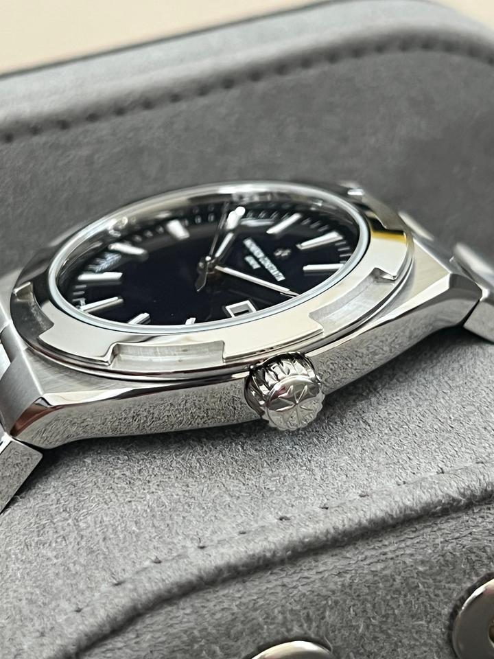 Vacheron Constantin Overseas New 2026 Stainless Steel 34.5mm Boutique Exclusive 4600v/200a-b980 Brand New Full Set — photo 3