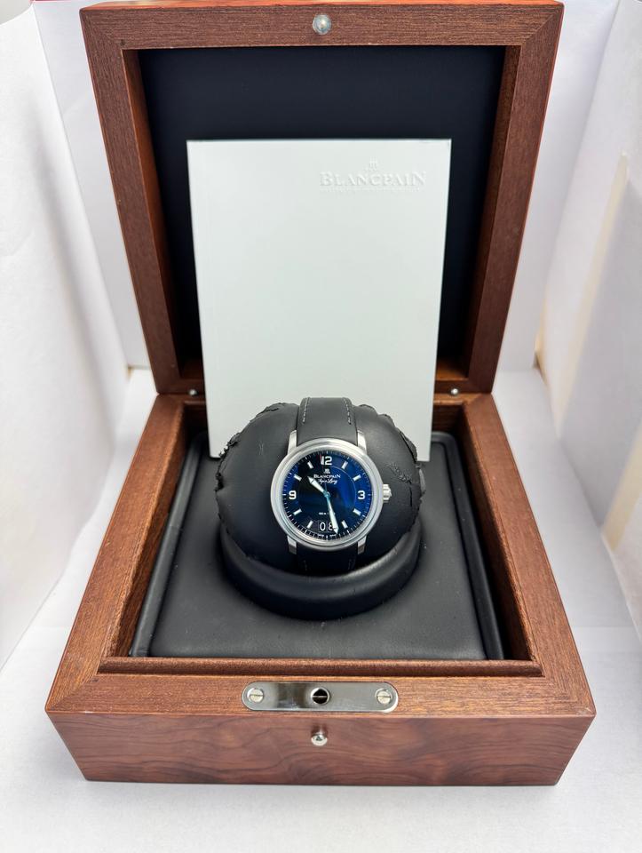 Blancpain Léman Aqua Lung Grande Date Limited Edition — photo 9