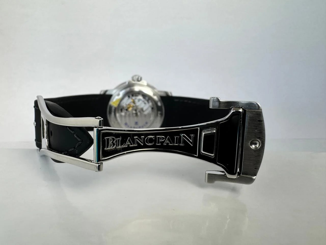 Blancpain Léman Aqua Lung Grande Date Limited Edition — photo 11