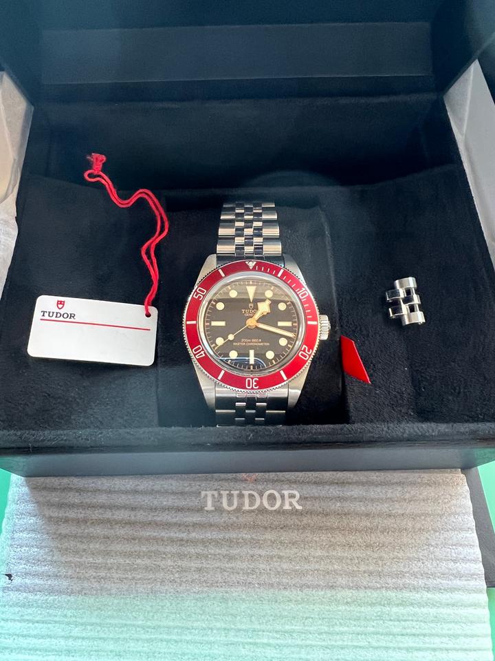 Tudor Black Bay 2025 41mm Red Bezel Full Set M7941A1A0RU-0003 Jubilee — photo 3