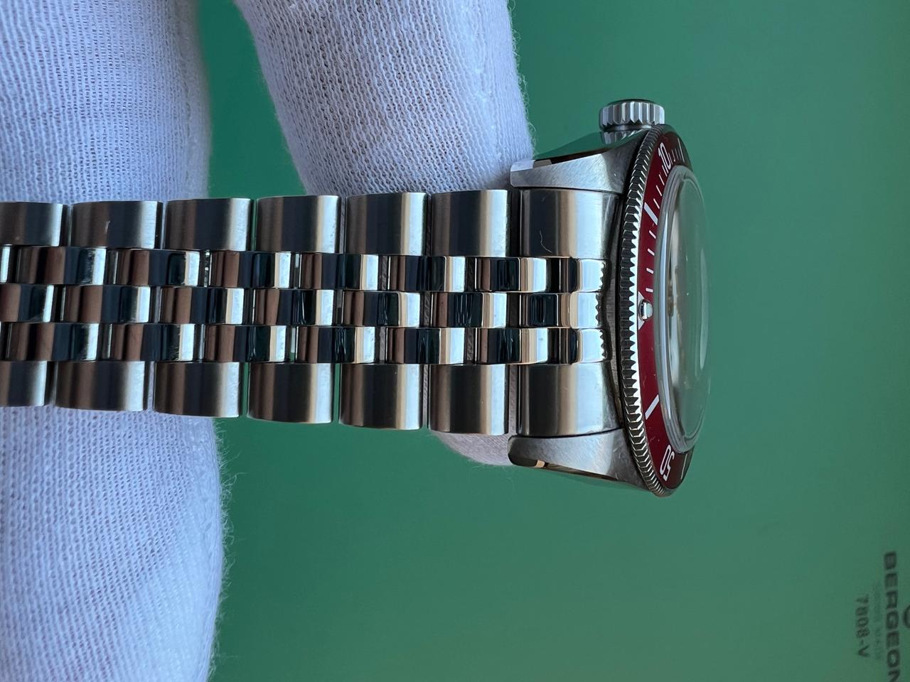 Tudor Black Bay 2025 41mm Red Bezel Full Set M7941A1A0RU-0003 Jubilee — photo 6