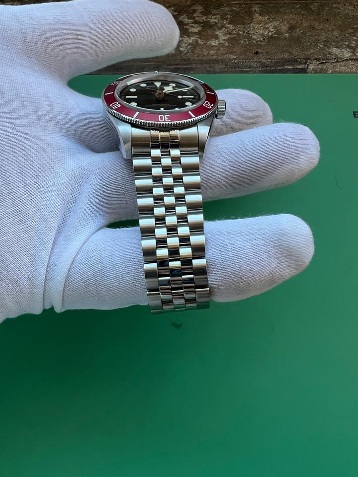 Tudor Black Bay 2025 41mm Red Bezel Full Set M7941A1A0RU-0003 Jubilee — photo 9