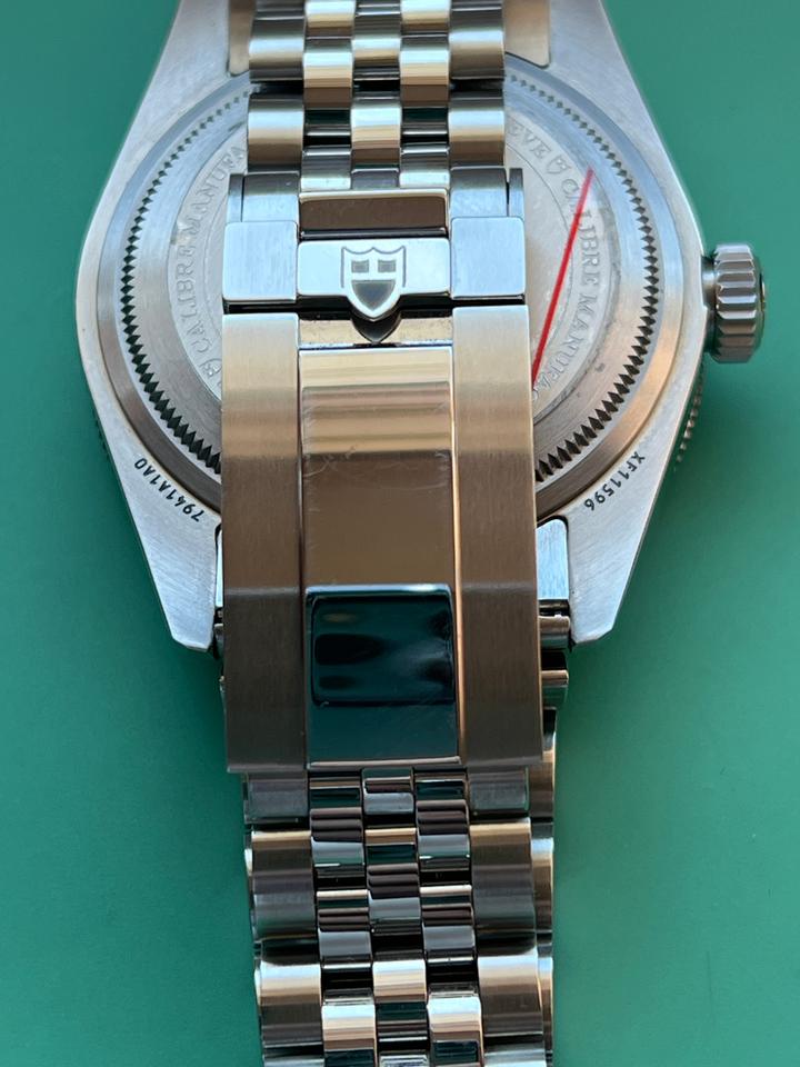 Tudor Black Bay 2025 41mm Red Bezel Full Set M7941A1A0RU-0003 Jubilee — photo 11