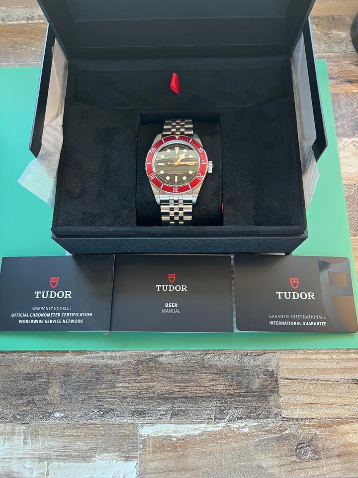 Tudor Black Bay 2025 41mm Red Bezel Full Set M7941A1A0RU-0003 Jubilee — photo 14