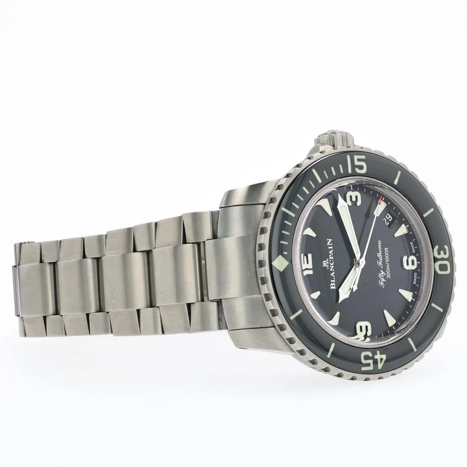 Blancpain Fifty Fathoms Titanium 42.3mm Black Dial Automatic 5010-12B30 — photo 9