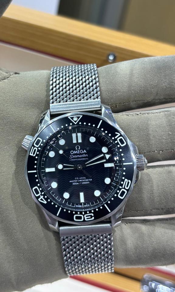 Omega Seamaster Diver 300 M Black Dial 42mm Stainless Steel Automatic