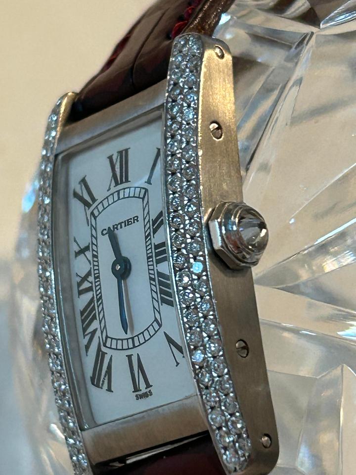 Cartier Tank Américaine (ladies) previously owned in very good condition no papers or box