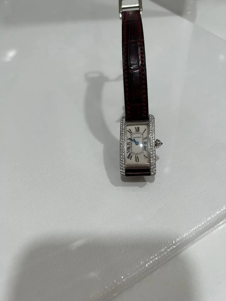 Cartier Tank Américaine (ladies) previously owned in very good condition no papers or box — photo 8