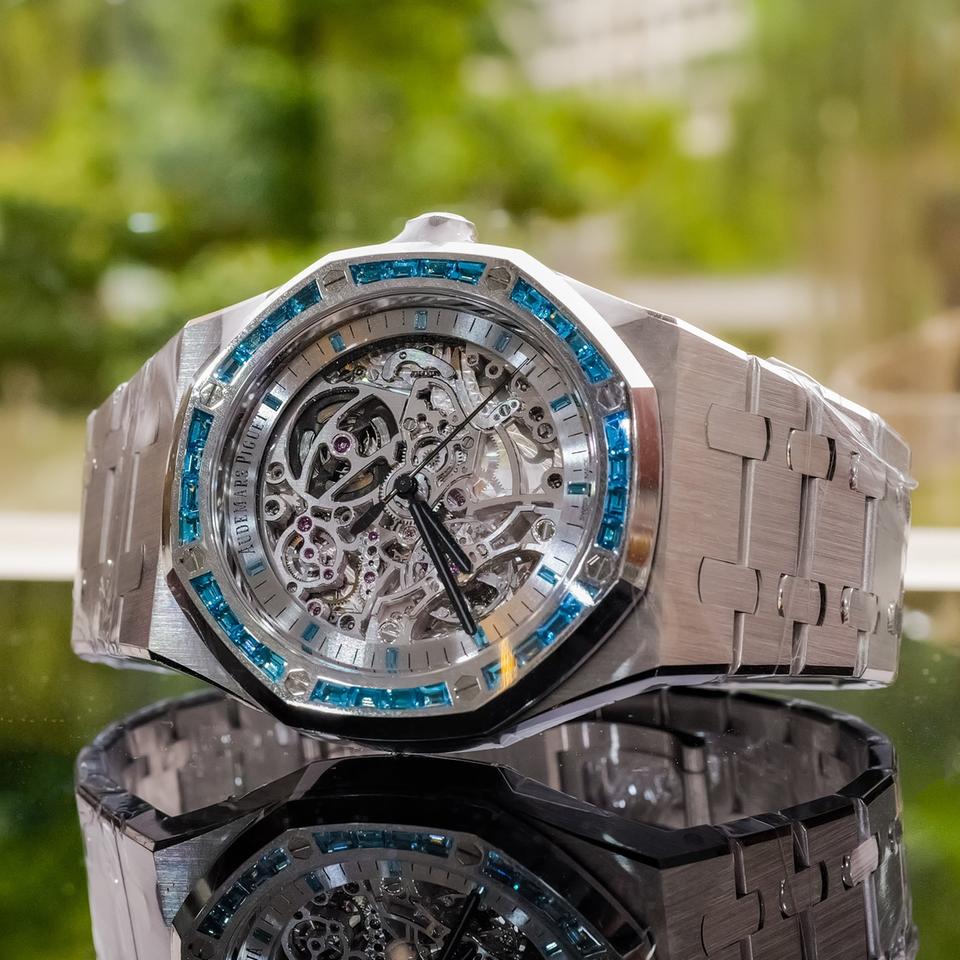 Audemars Piguet Royal Oak Double Balance Wheel Openworked 15412BC.TO.1220BC.01 Royal Oak Double Balance Wheel Openworked White Gold Swiss Topaz Bezel — photo 3