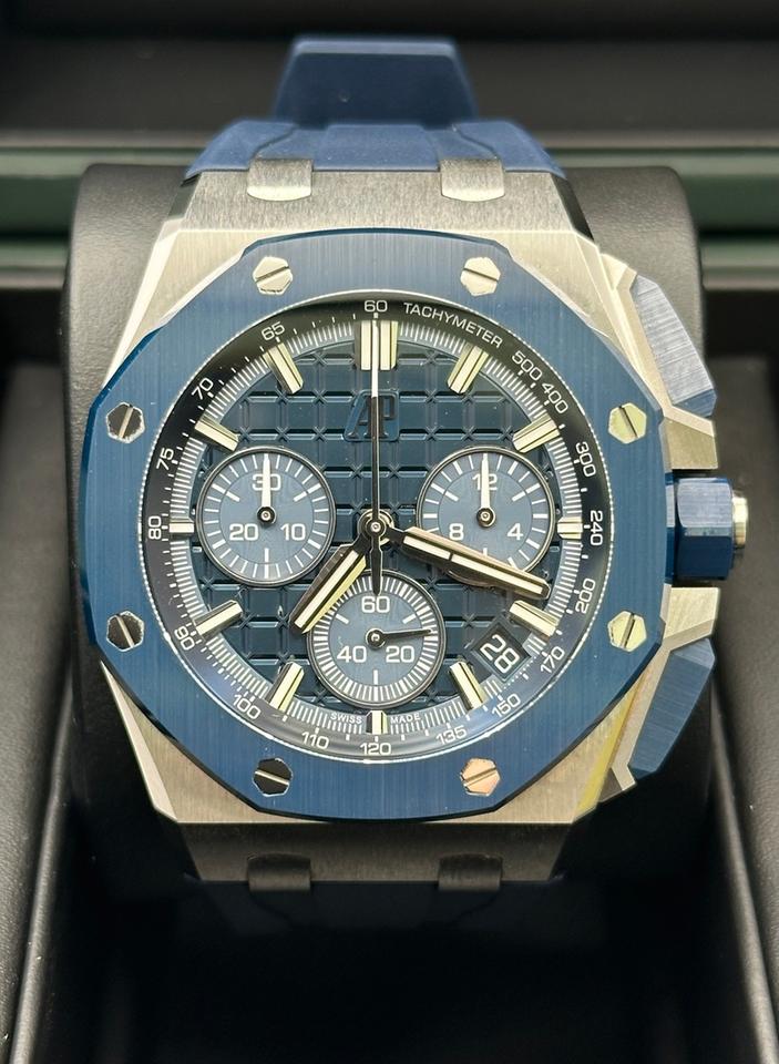 Audemars Piguet Royal Oak Offshore Chronograph Selfwinding Chronograph Blue Dial Ceramic Bezel — photo 2