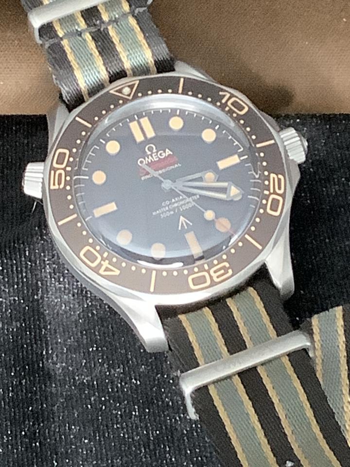 Omega Seamaster Diver 300 M 007 2022 NTTD No Time To Die 210.92.42.20.01.001 NATO B&amp;P — photo 12