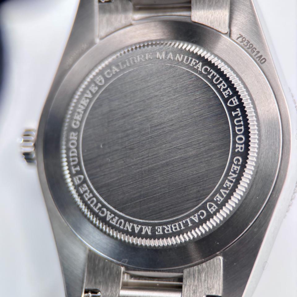 Tudor Black Bay GMT 58 Gmt M7939G1A0NRU-0001 Coke Bezel 39mm Full Set 2025 — photo 6