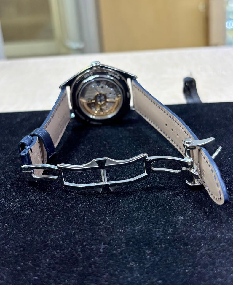 Vacheron Constantin Fiftysix 40mm Blue Dial Stainless Steel Automatic 4600E MINT Condition Full Set 2024 — photo 10
