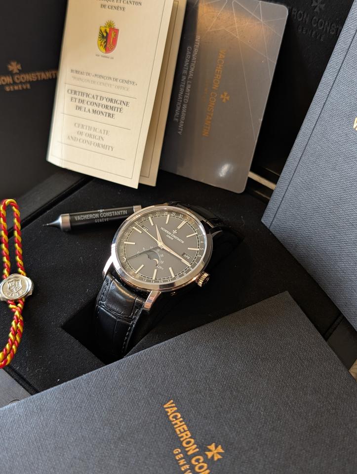 Vacheron Constantin Traditionnelle Complete Calendar 18K White Gold With Box &amp; Papers Ref. 4010T/000G-B740