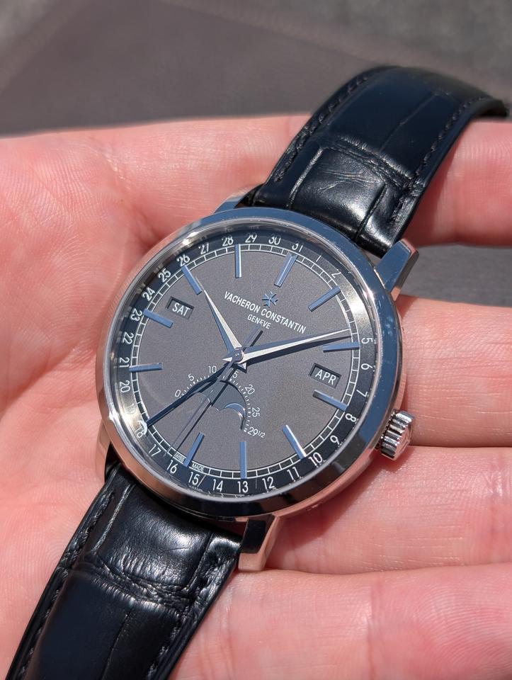 Vacheron Constantin Traditionnelle Complete Calendar 18K White Gold With Box &amp; Papers Ref. 4010T/000G-B740 — photo 3