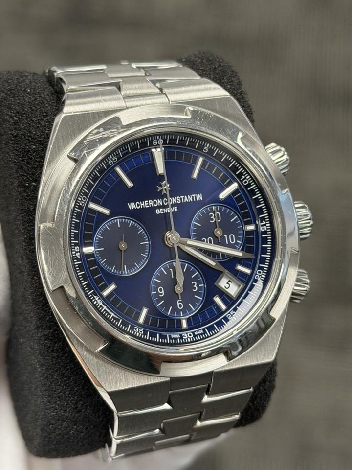 Vacheron Constantin Overseas Chronograph 2019 Full Set Good Condition