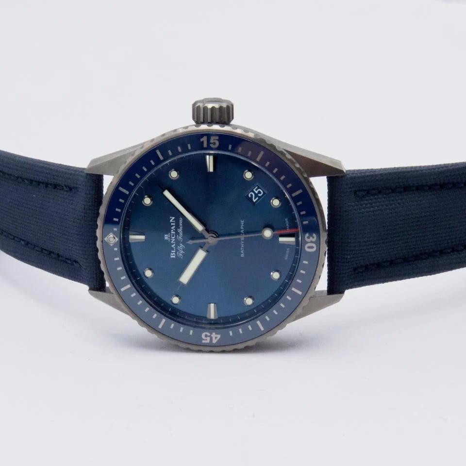 Blancpain Fifty Fathoms Bathyscaphe 5000 0240 O52A Blue Dial Ceramic Mens Watch Box Papers — photo 4