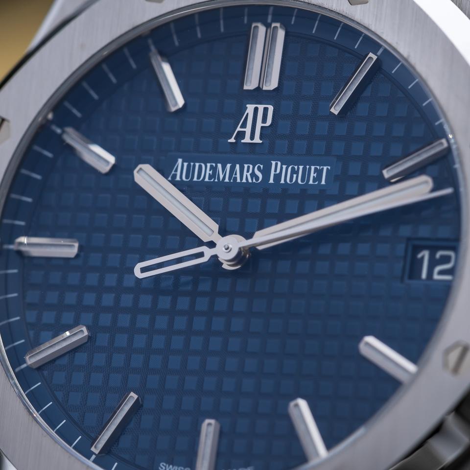 Audemars Piguet Royal Oak Automatic 41mm Blue Dial - AP 15500st Complete Set — photo 7