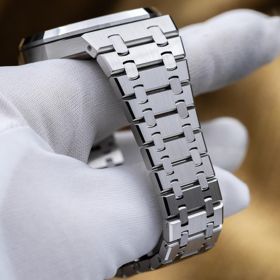 Audemars Piguet Royal Oak Automatic 41mm Blue Dial - AP 15500st Complete Set — photo 10