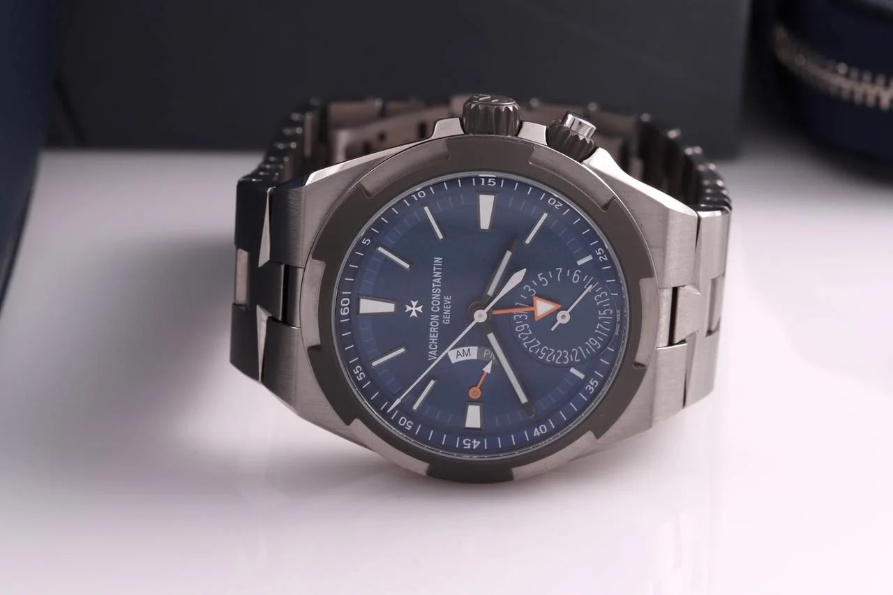 Vacheron Constantin Overseas Dual Time Cardinal Points Blue East 7930V Full Set — photo 3