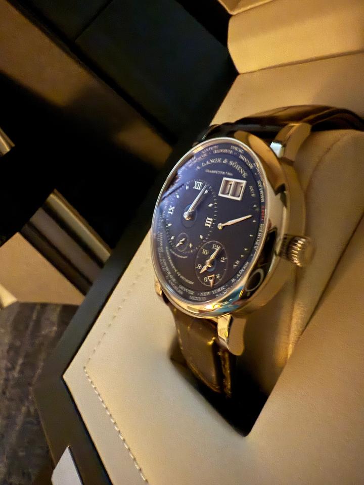 A. Lange &amp; Söhne Lange 1 Time Zone 2024 Lange 1 Time Zone Mint Condition — photo 3
