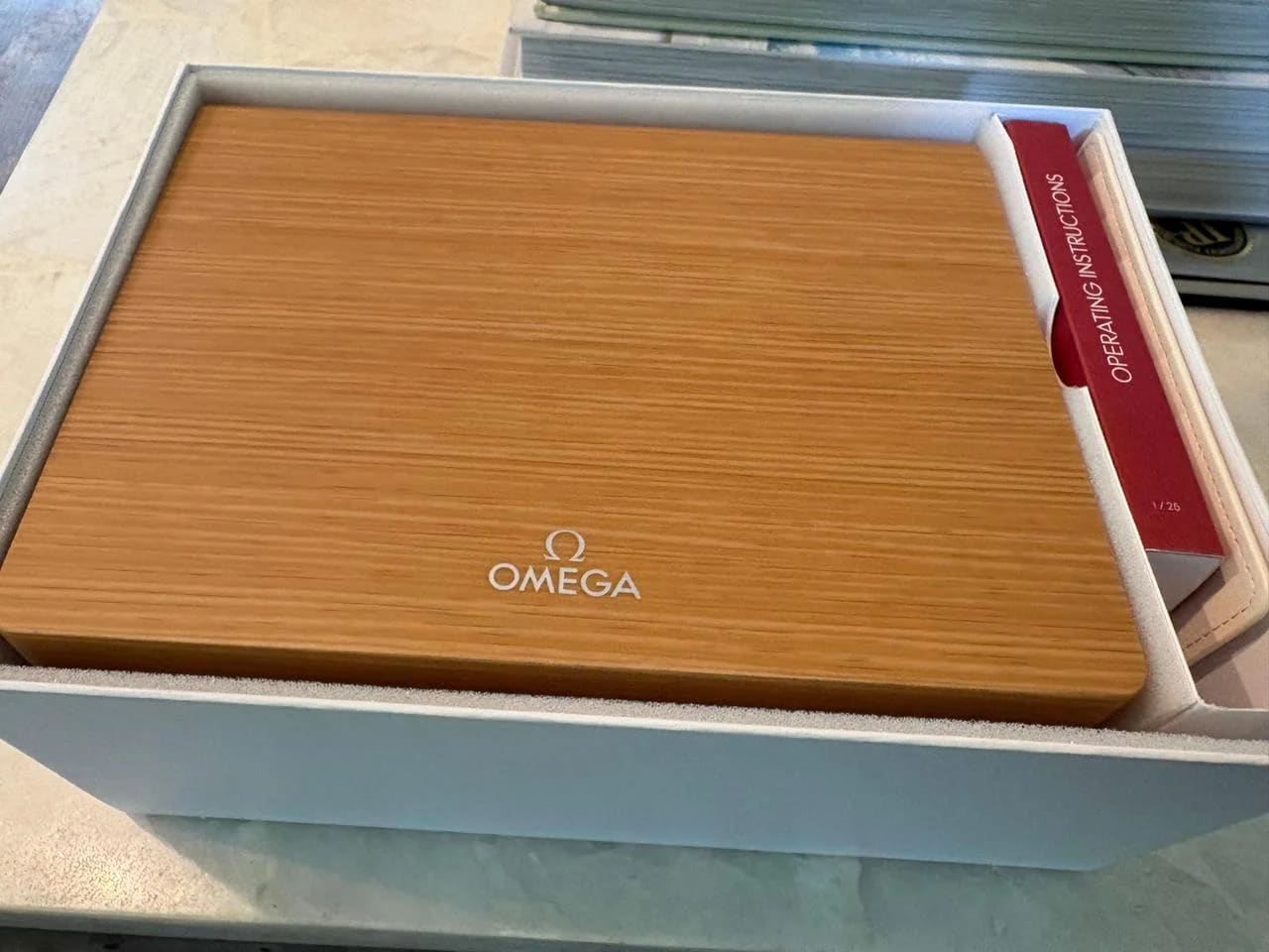Omega Speedmaster Racing Reverse Panda Chronograph 40mm — photo 6