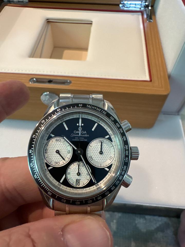 Omega Speedmaster Racing Reverse Panda Chronograph 40mm — photo 10