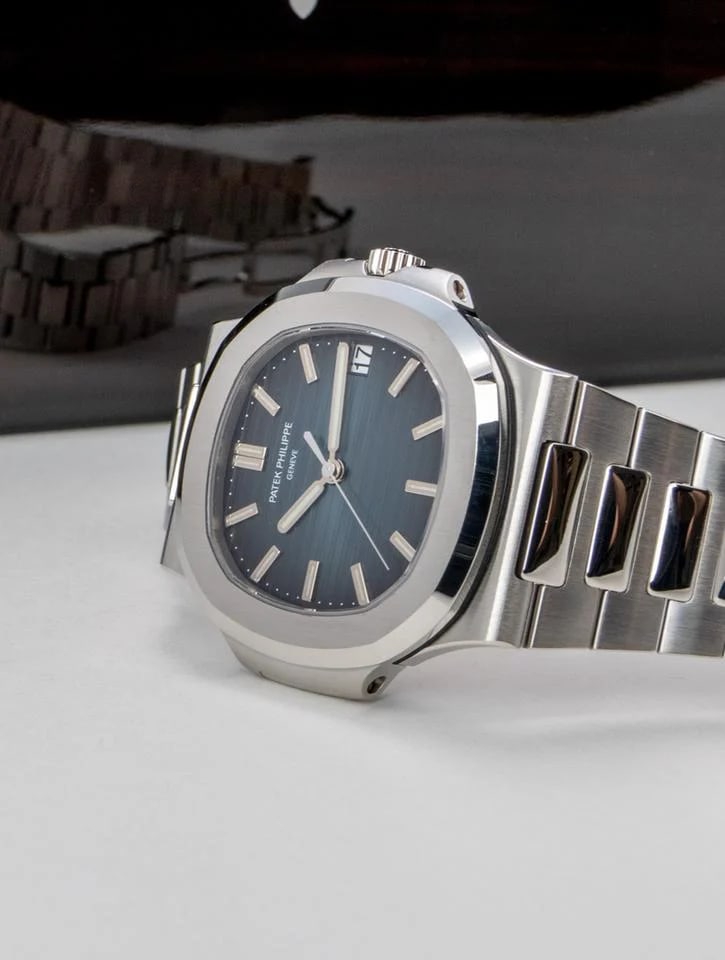 Patek Philippe Nautilus 5711/1A-010 — photo 8
