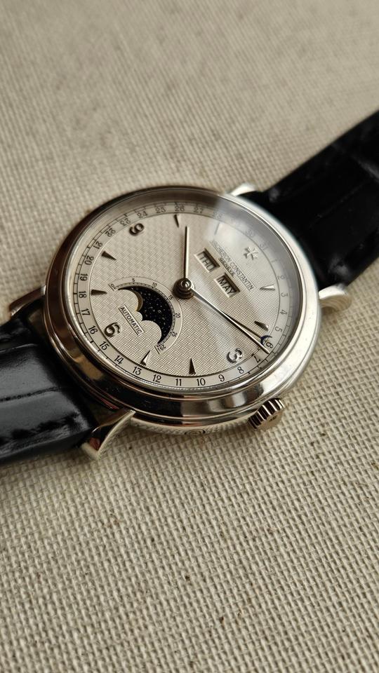 Vacheron Constantin Historiques 47050 Triple Calendar in Platinum 36mm Very Rare — photo 13
