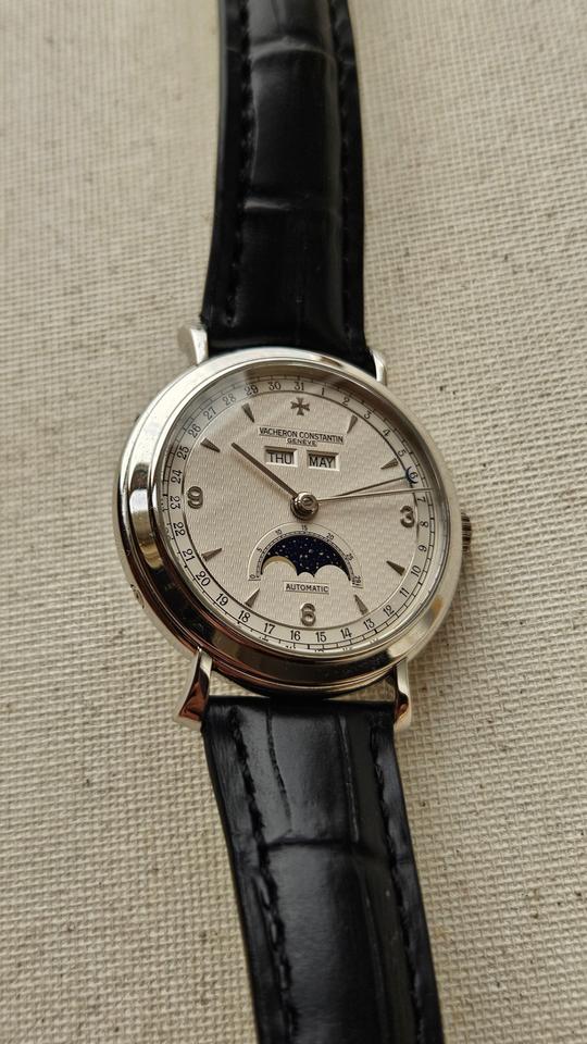 Vacheron Constantin Historiques 47050 Triple Calendar in Platinum 36mm Very Rare — photo 14