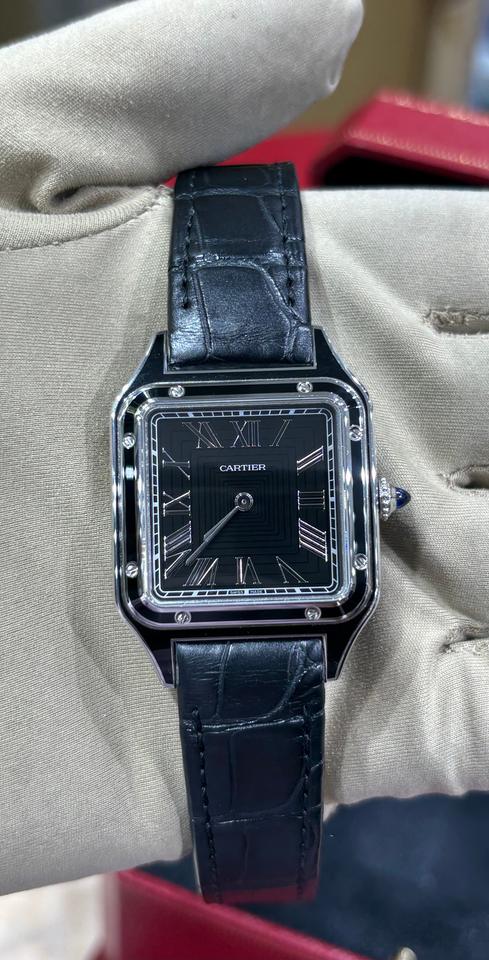 Cartier Santos Dumont Black Lacquer Large Model 43.5 x 31.4 Manual Mechanical Movement Like New 2025
