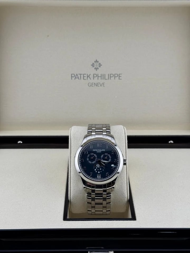 Patek Philippe Annual Calendar Moon Phase — photo 3
