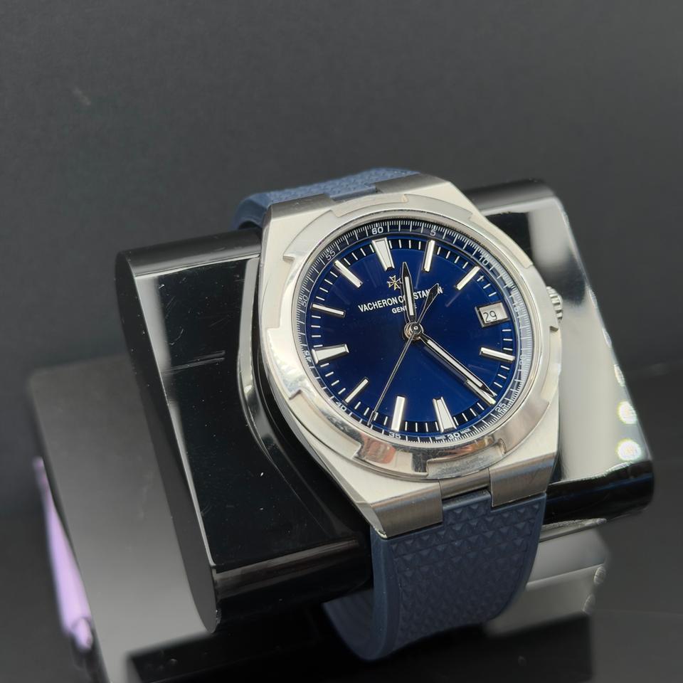 Vacheron Constantin Overseas Sunburst blue dial complete set — photo 3