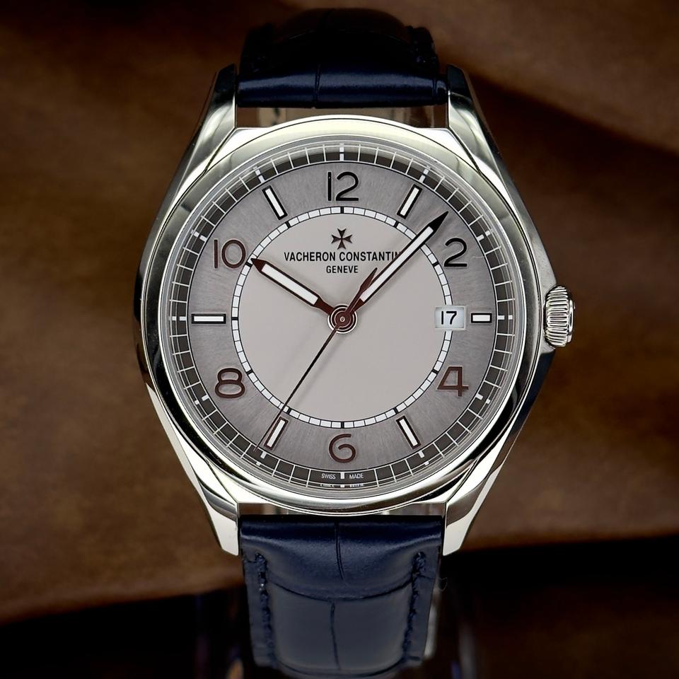 Vacheron Constantin Fiftysix 4600E Silver Dial 2026 40mm Steel — photo 3