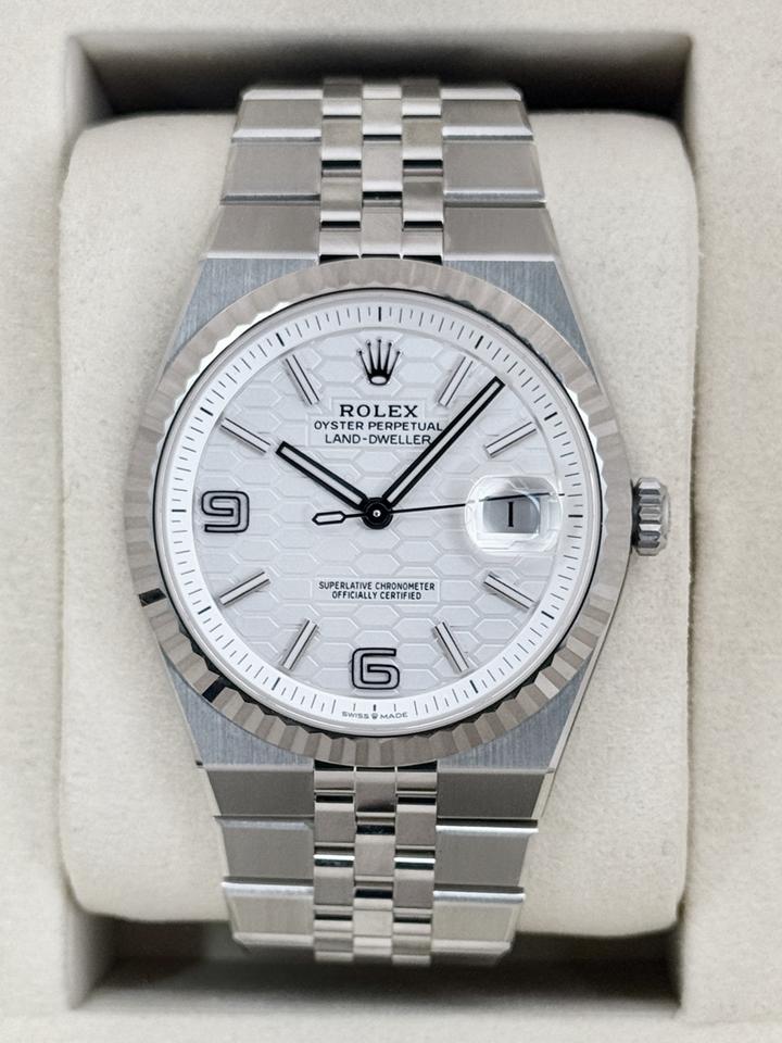 Rolex Land-Dweller 2026 Land-Dweller 40mm 127334 Stainless Steel Jubilee White Dial
