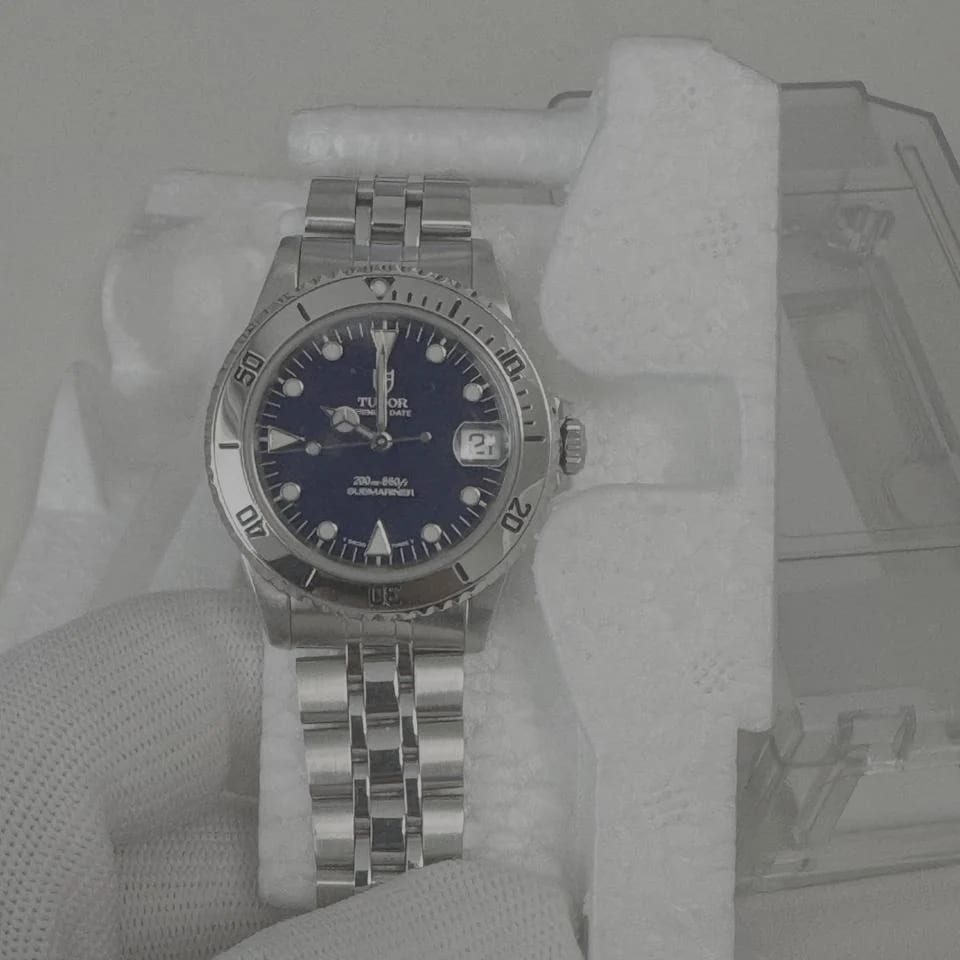 Tudor Submariner Prince Date 75190 Blue Dial with Jubilee Bracelet — photo 11