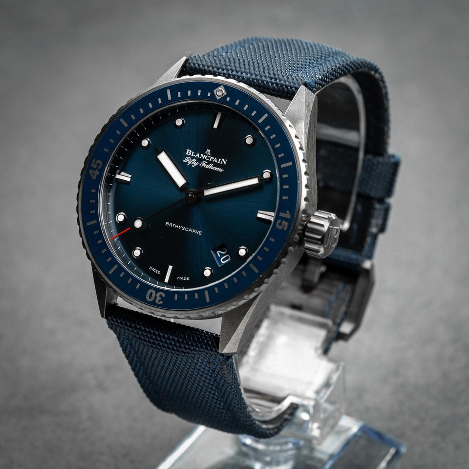 Blancpain Fifty Fathoms Bathyscaphe Ceramic case crazy 120hr reserve blue sunburst dial — photo 3