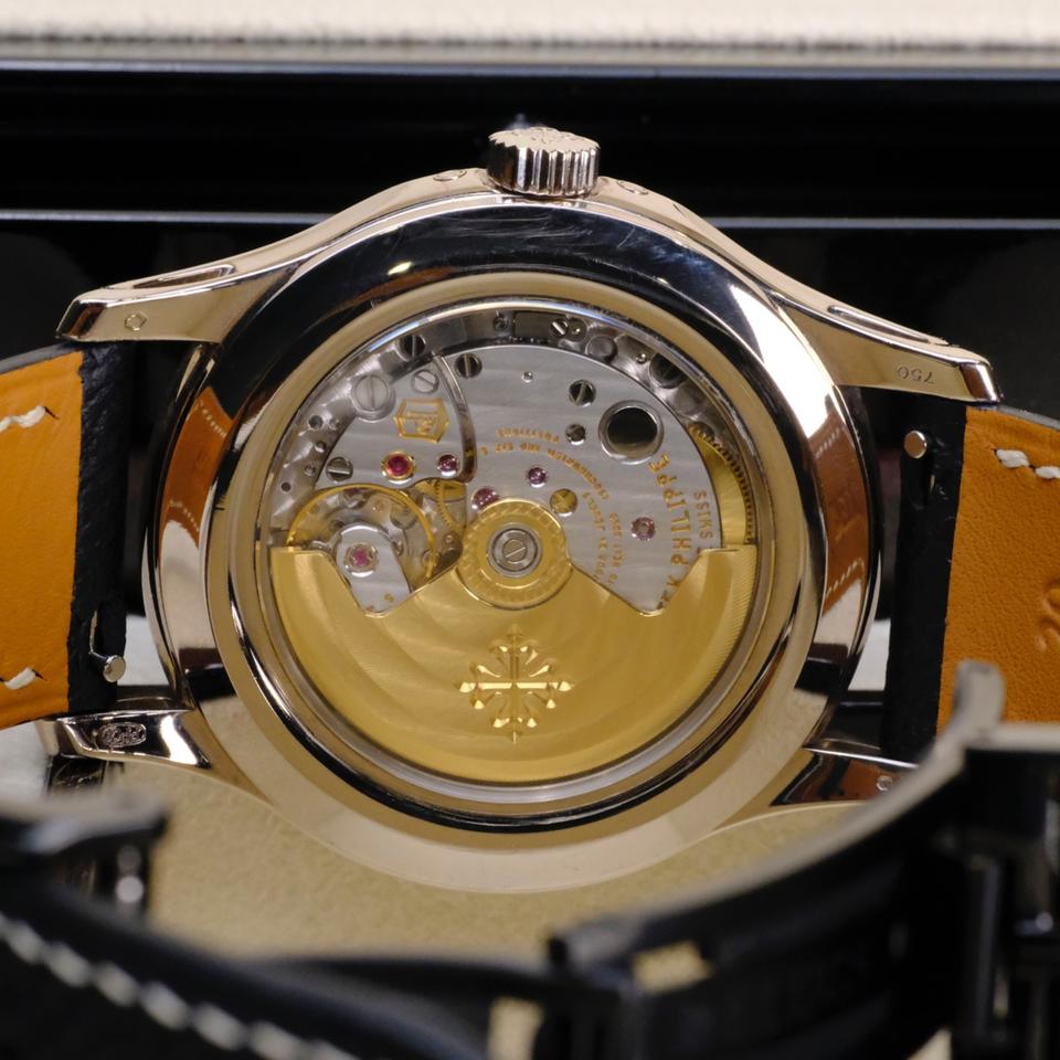 Patek Philippe Annual Calendar 5205G w Original Box — photo 4