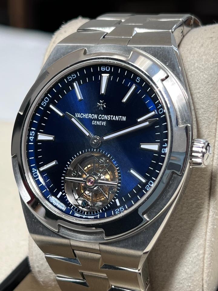 Vacheron Constantin Overseas Tourbillon Unworn 42mm Stainless Steel Automatic 6000V/110A-B544 Full Set — photo 4