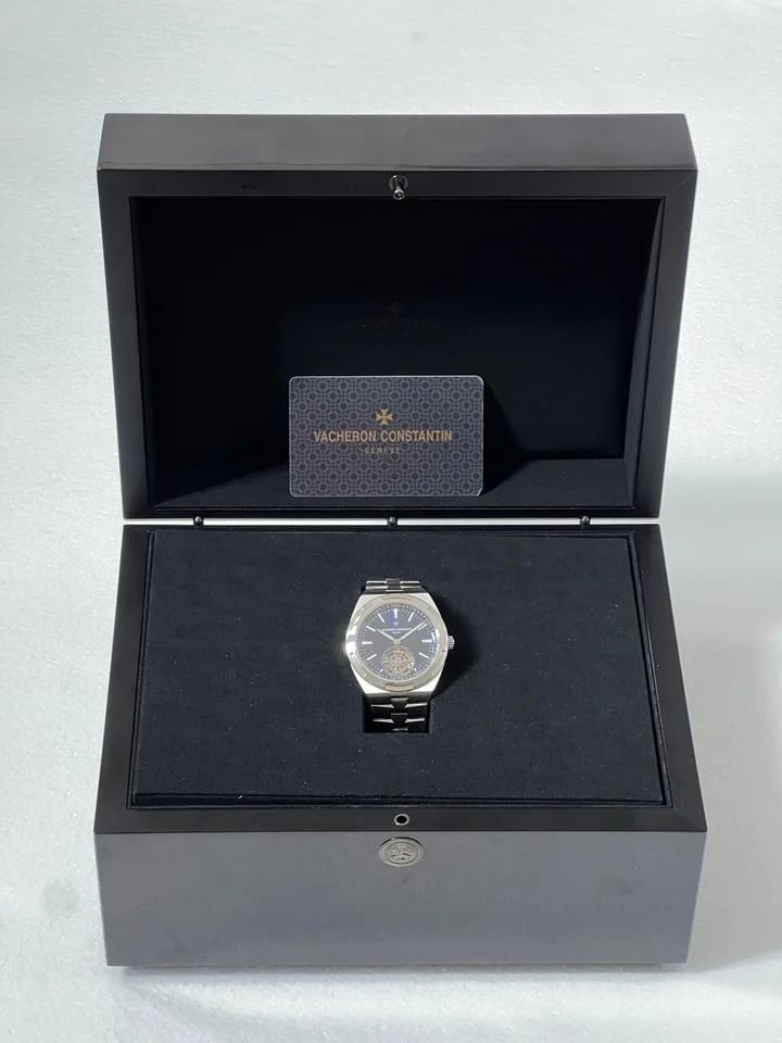 Vacheron Constantin Overseas Tourbillon Unworn 42mm Stainless Steel Automatic 6000V/110A-B544 Full Set — photo 9