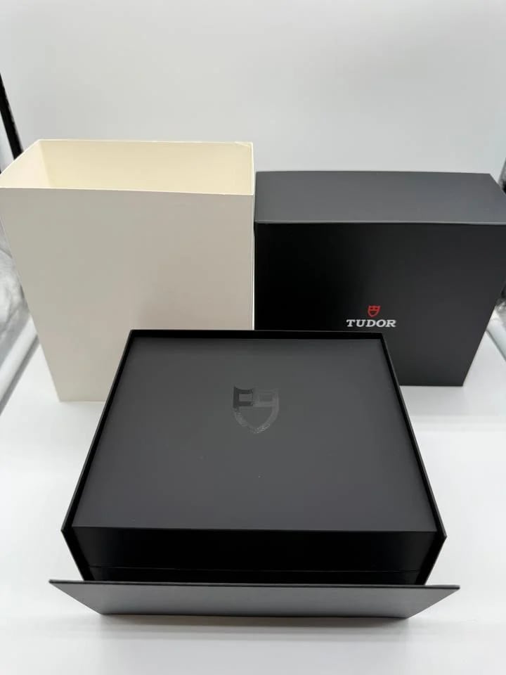 Tudor Black Bay 54 NEW 2026 Black Bay 54 “Lagoon Blue” | Absolutely Stunning Timepiece | Full set — photo 6