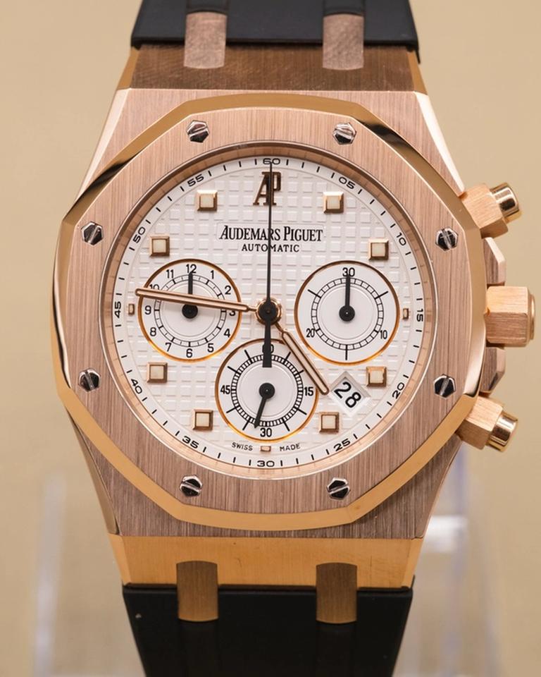 Audemars Piguet Royal Oak Chronograph 2008 Silver Dial on Black Rubber Strap 26022OR.OO.D088CR.01