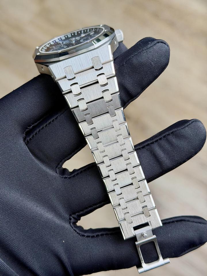 Audemars Piguet Royal Oak Perpetual Calendar John Mayer Blue Limited Unworn 26574BC.OO.1220BC.02 — photo 5