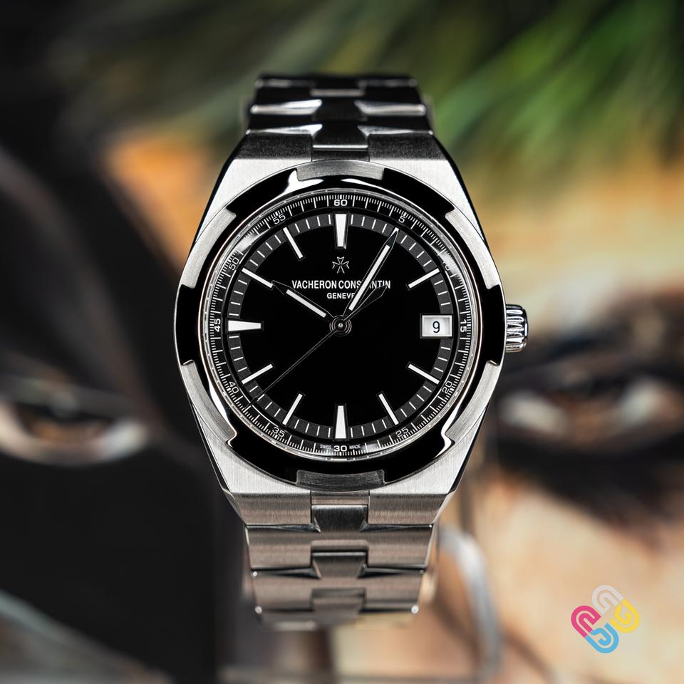 Vacheron Constantin Overseas 41mm Black Dial Complete Set + Serialized Hang Tag | Excellent Unpolished