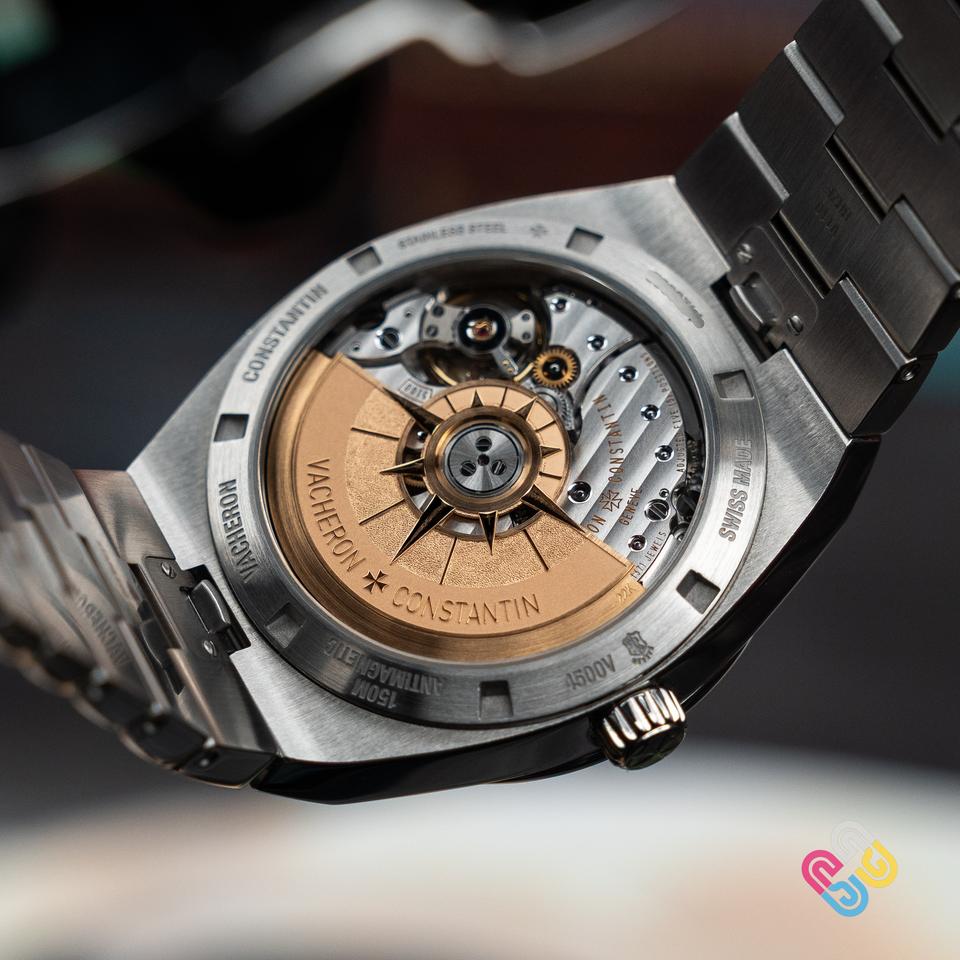 Vacheron Constantin Overseas 41mm Black Dial Complete Set + Serialized Hang Tag | Excellent Unpolished — photo 5
