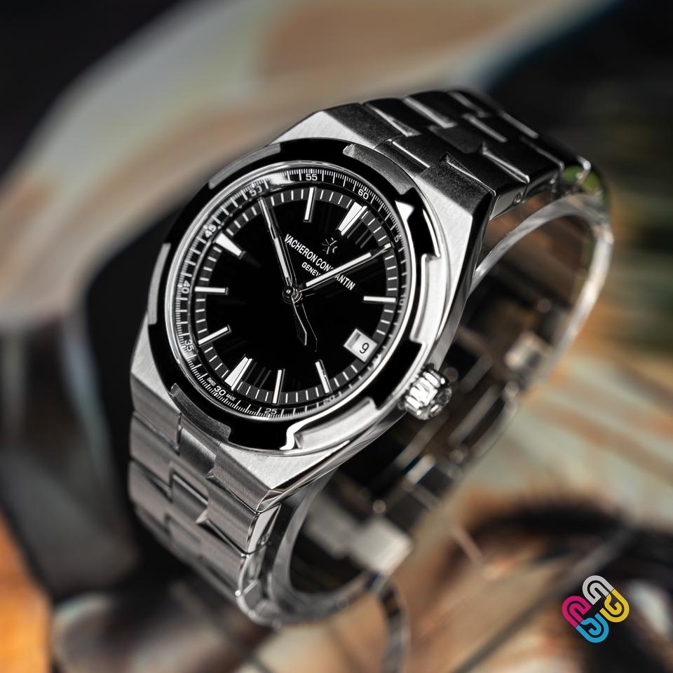 Vacheron Constantin Overseas 41mm Black Dial Complete Set + Serialized Hang Tag | Excellent Unpolished — photo 7