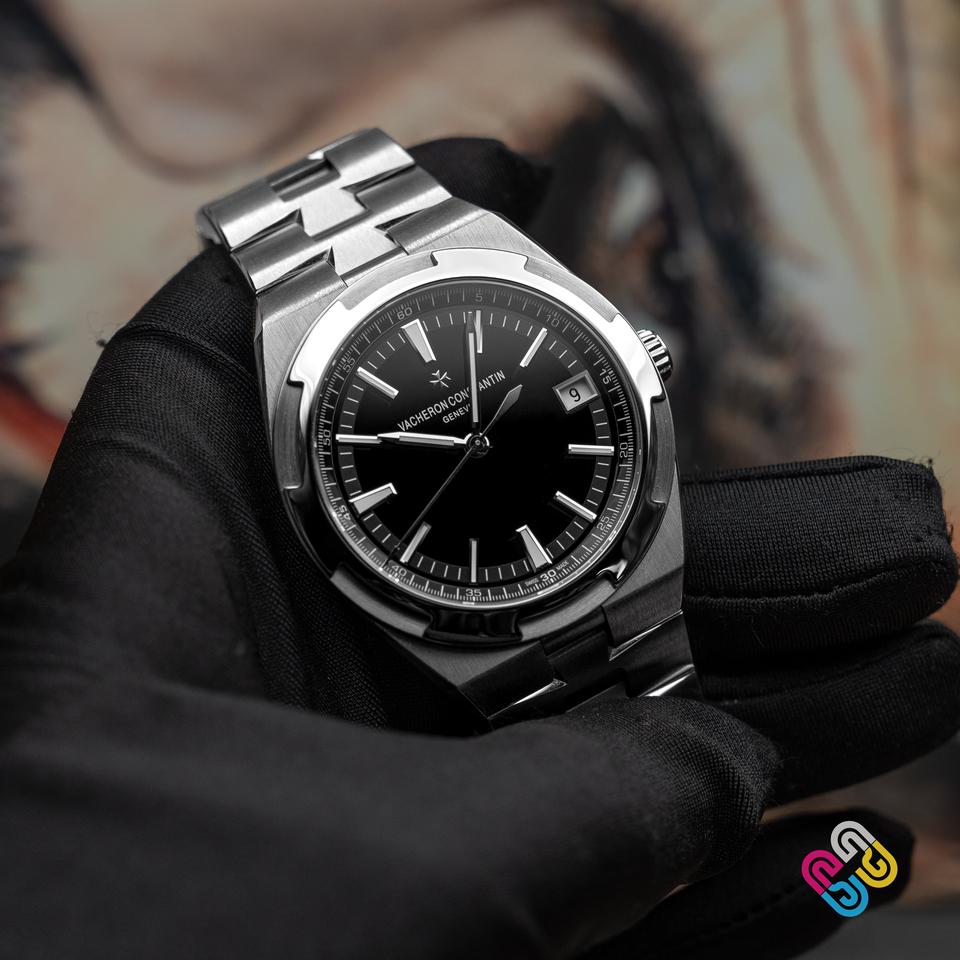 Vacheron Constantin Overseas 41mm Black Dial Complete Set + Serialized Hang Tag | Excellent Unpolished — photo 16