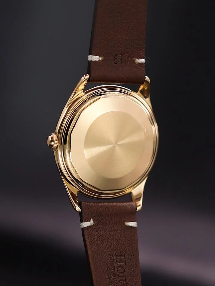 Vacheron Constantin 4870 Factory Service 9/2025 18k Yellow Gold Vintage Classic Automatic 36 mm w Factory Warranty Service Paperwork &amp; Pouch — photo 3