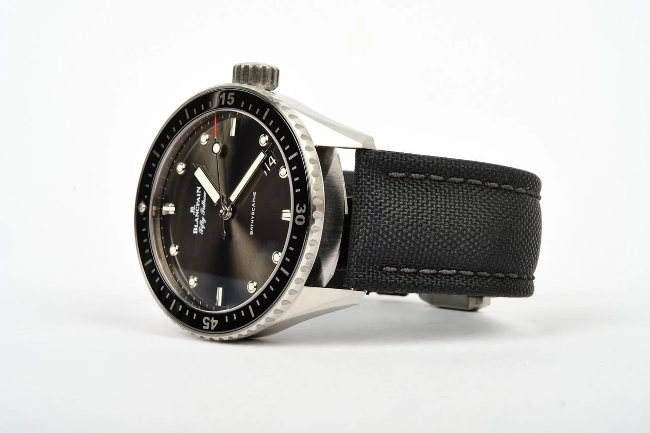 Blancpain Fifty Fathoms Bathyscaphe B52A COMPLETE SET JAN 2025 FACTORY WARRANTY TO JAN 2030 — photo 2