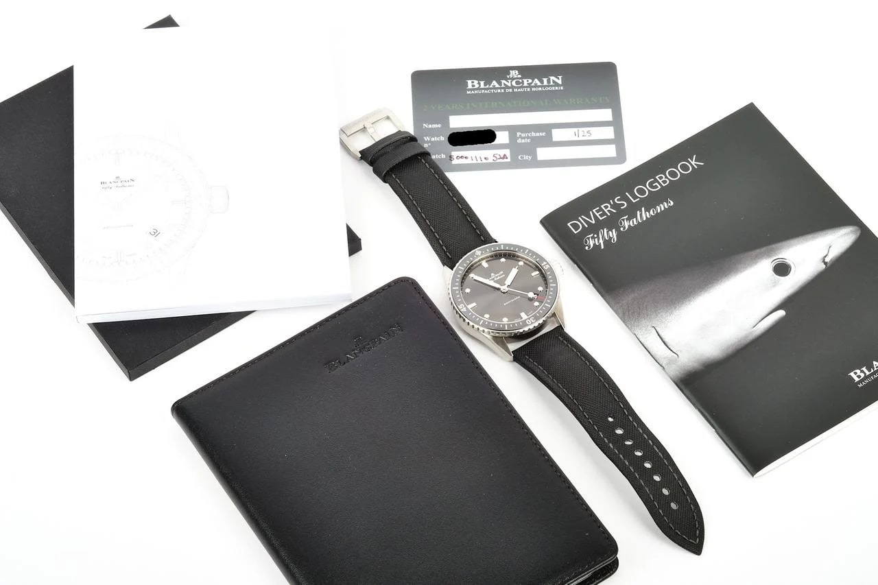 Blancpain Fifty Fathoms Bathyscaphe B52A COMPLETE SET JAN 2025 FACTORY WARRANTY TO JAN 2030 — photo 16